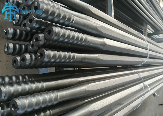 Asta di trivellazione di spostamento T51 del filo di estensione di CNC 4270mm di trattamento termico
