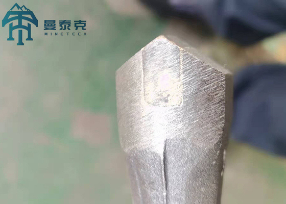 Trapano integrato d'acciaio estraente Rod Chisel Head della sfortuna 22*108mm di perforazione della roccia