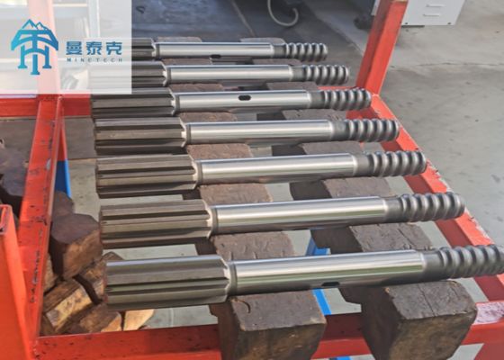 L'estrazione mineraria foggia l'acciaio legato dell'adattatore dello stinco del filo della perforazione di roccia T51