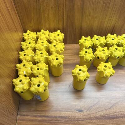 7 11 12 Gradi Conical Button Drill Bits Strumenti per la perforazione della roccia per l'estrazione di miniere