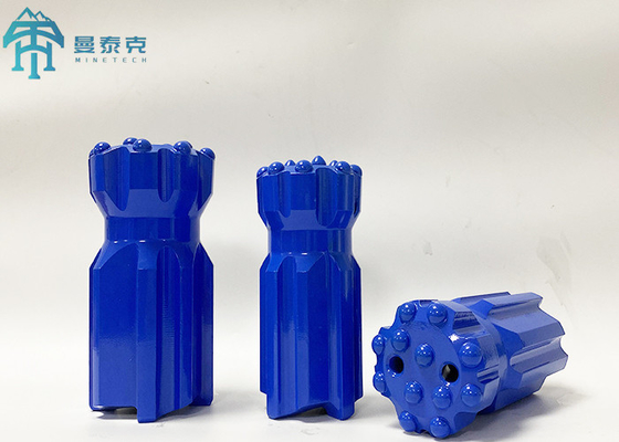 Il fronte piano T45 di colore blu ritira lo strumento di perforazione della cava dell'utensile a inserti
